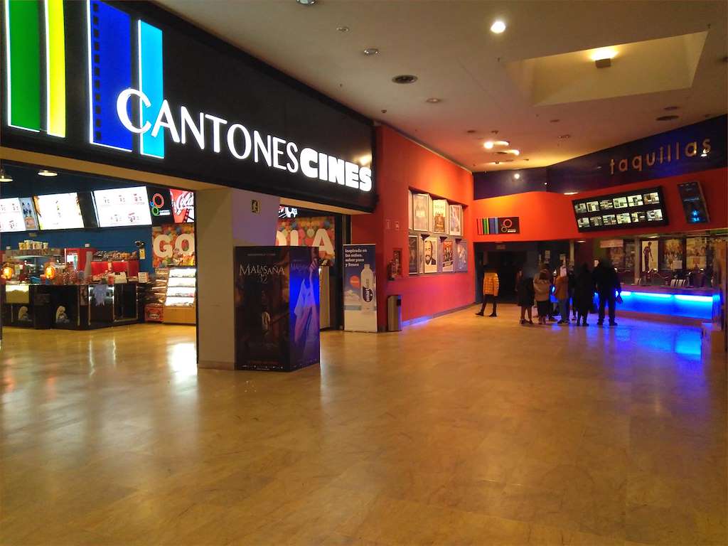 Cantones Cines en A Coruña - Imagen 1