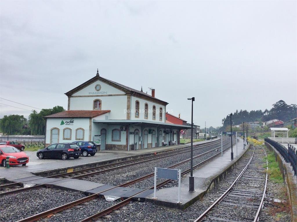 imagen principal Apeadero - Estación de Tren de Padrón (Renfe - Adif)