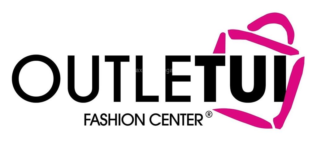 logotipo Centro Comercial Outlet Tui