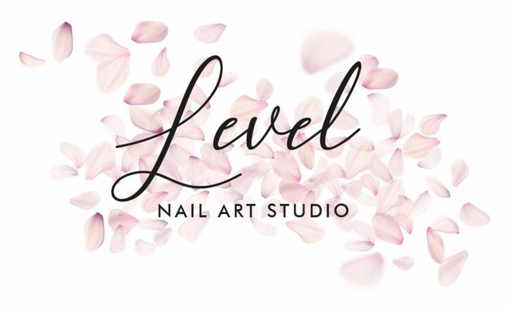 logotipo Level Nails
