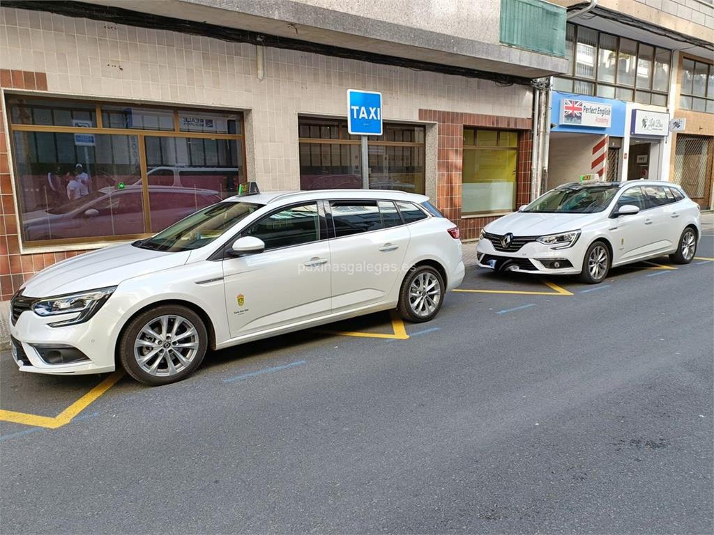 imagen principal Parada Taxis de Calle Castelao