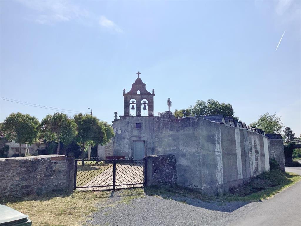 imagen principal Parroquia y Cementerio de San Martiño de Bascós