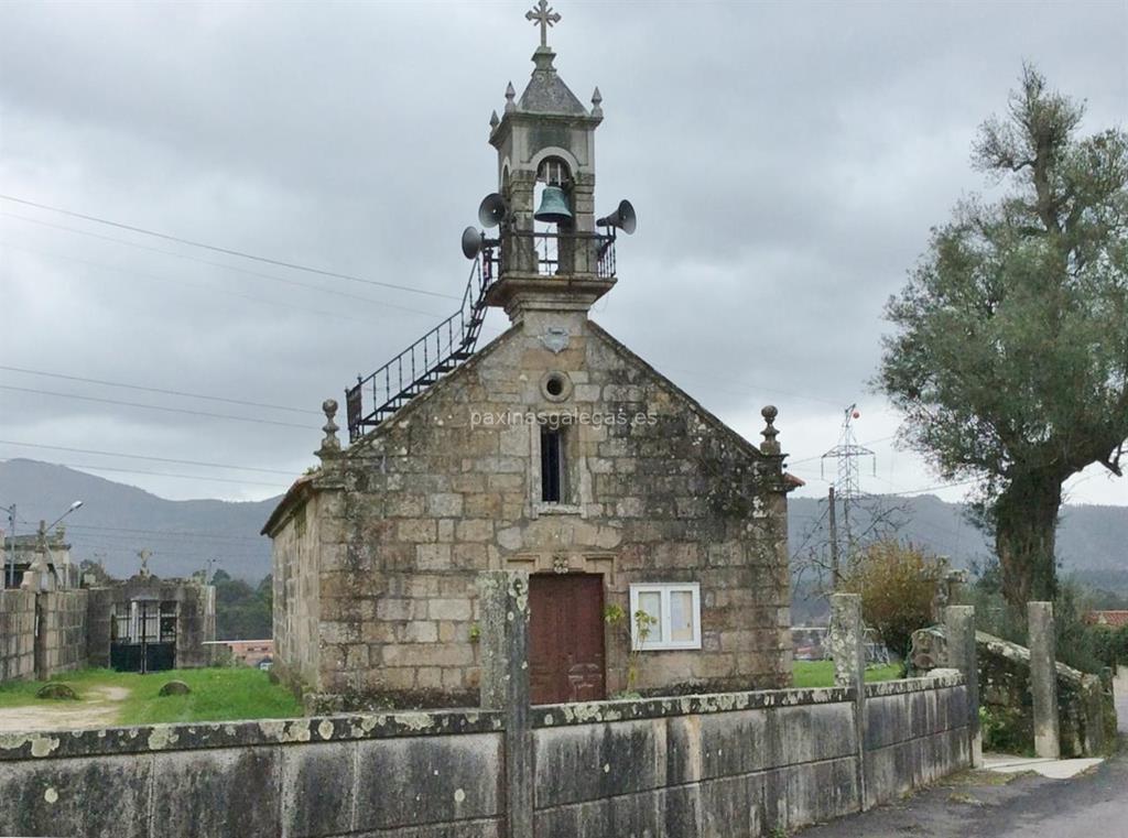 imagen principal Parroquia y Cementerio de Santa Mariña de Dornelas