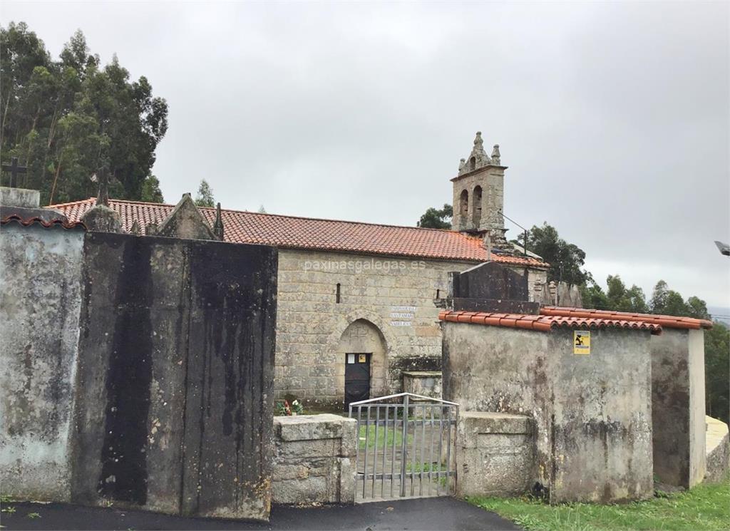 imagen principal Parroquia y Cementerio de Santa Mariña de Lesa