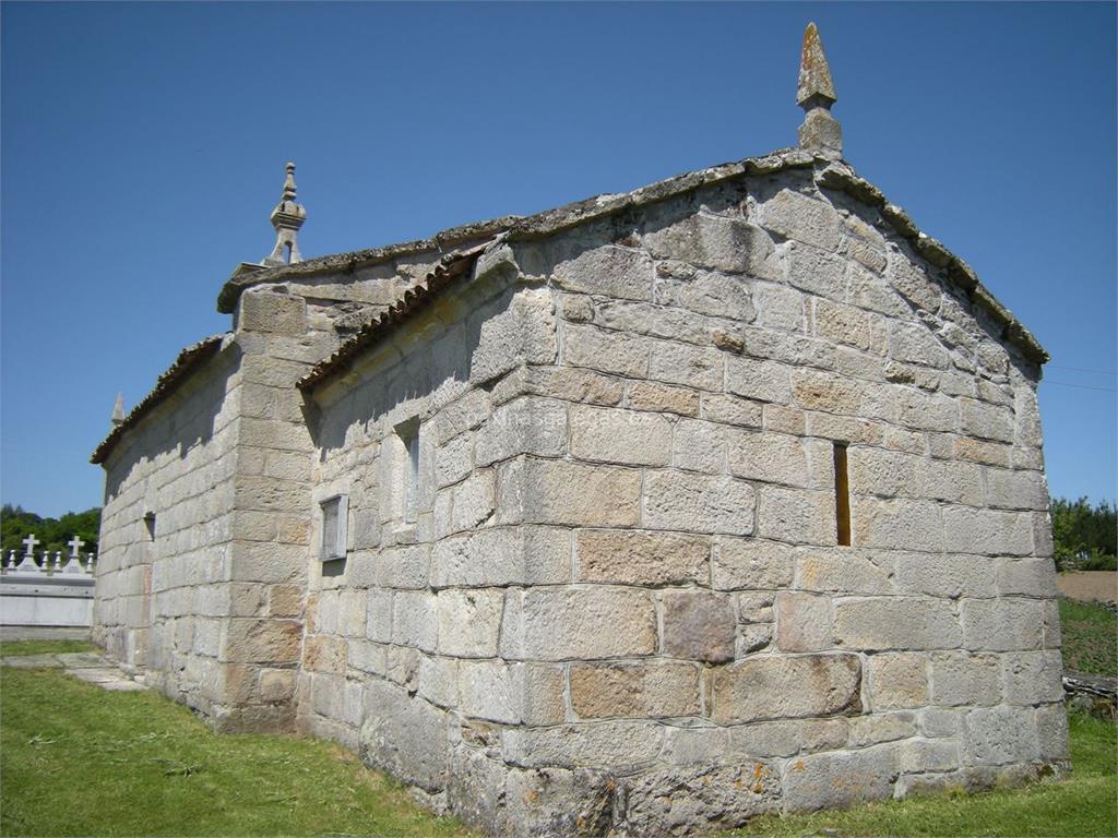 imagen principal Parroquia y Cementerio de Santa María de Leborei
