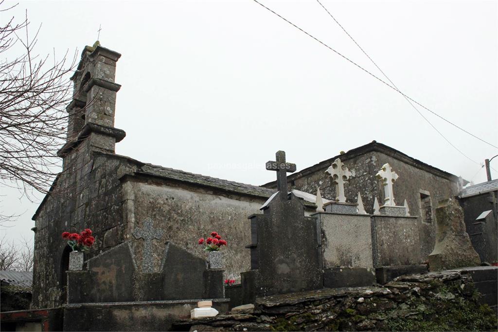 imagen principal Parroquia y Cementerio de Santa María de Salgueiros