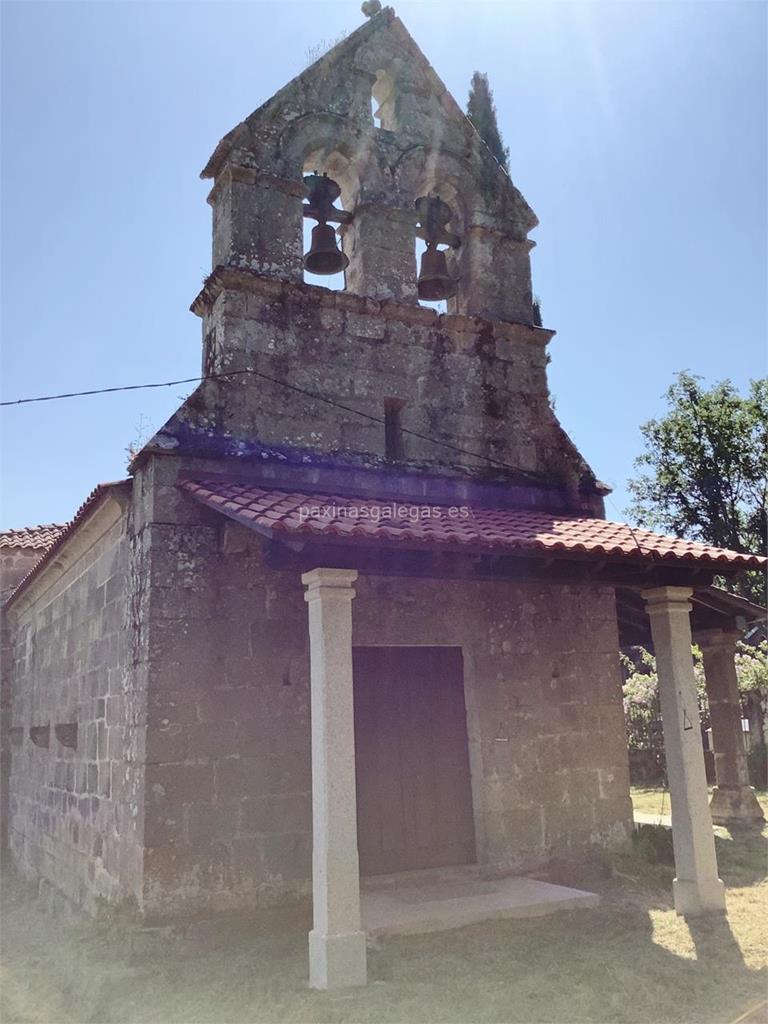 imagen principal Parroquia y Cementerio de Santo Estevo de Refoxo