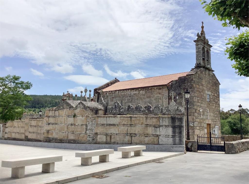 imagen principal Parroquia y Cementerio Viejo de Santa María de Xaviña