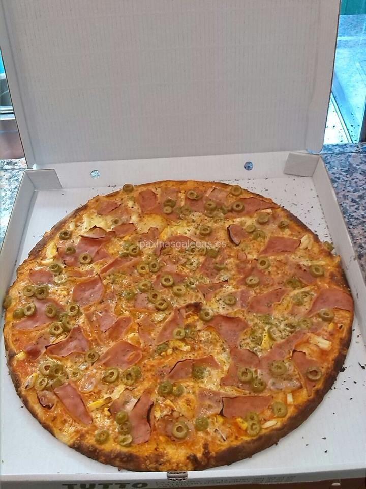 Pizza Tutto imagen 15