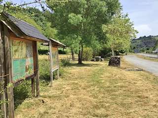 Fechas, información, programa, cartel, imágenes, mapa y ubicación de Área de Descanso Becerreá