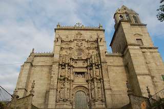 Fechas, información, programa, cartel, imágenes, mapa y ubicación de Basílica de Santa María la Mayor en Pontevedra (2019)