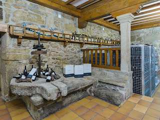 Fechas, información, programa, cartel, imágenes, mapa y ubicación de Bodega Anadigna  en  Meaño