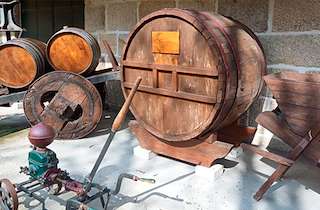 Fechas, información, programa, cartel, imágenes, mapa y ubicación de Bodega Quinta das Eiras  en  Soutomaior