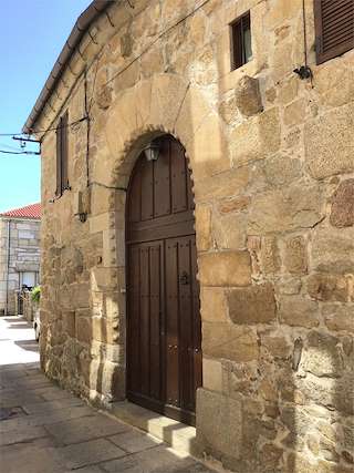 Fechas, información, programa, cartel, imágenes, mapa y ubicación de Capilla Románica   en  Tui