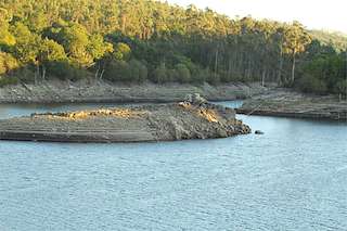 Fechas, información, programa, cartel, imágenes, mapa y ubicación de Embalse de Eiras  en  Fornelos de Montes