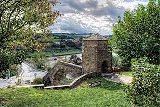 Fechas, información, programa, cartel, imágenes, mapa y ubicación de Escalinata de la Capilla de las Nieves  en  Portomarín