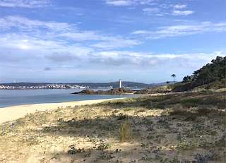 Fechas, información, programa, cartel, imágenes, mapa y ubicación de Faro do Lago  en  Muxía