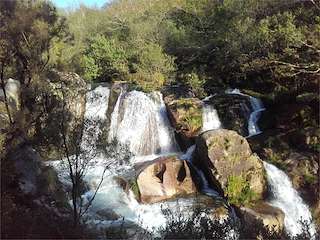 Fechas, información, programa, cartel, imágenes, mapa y ubicación de Fervenza de A Noveira  en  Mazaricos