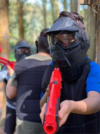 Fechas, información, programa, cartel, imágenes, mapa y ubicación de Jugar al Paintball  en  Pontedeume