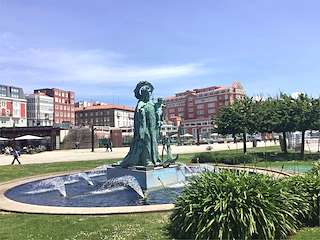 Fechas, información, programa, cartel, imágenes, mapa y ubicación de Monumento a la Virgen del Carmen  en  A Coruña