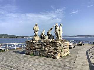 Fechas, información, programa, cartel, imágenes, mapa y ubicación de Monumento a los Voluntarios del Prestige  en  O Grove