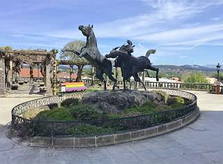 Fechas, información, programa, cartel, imágenes, mapa y ubicación de Monumento al Caballo Salvaje  en  Tui