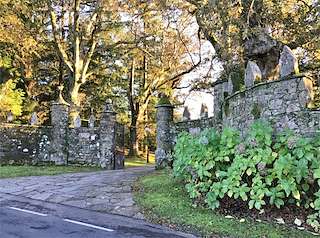 Fechas, información, programa, cartel, imágenes, mapa y ubicación de Pazo de Albariña  en  Negreira
