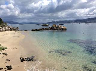 Fechas, información, programa, cartel, imágenes, mapa y ubicación de Playa A Roiba  en  Bueu