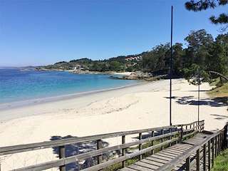 Fechas, información, programa, cartel, imágenes, mapa y ubicación de Playa Areacova  en  Cangas de Morrazo