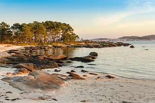 Fechas, información, programa, cartel, imágenes, mapa y ubicación de Playa As Margaritas  en  Illa de Arousa