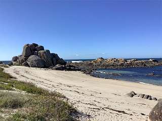 Fechas, información, programa, cartel, imágenes, mapa y ubicación de Playa Con Negro  en  O Grove