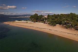 Fechas, información, programa, cartel, imágenes, mapa y ubicación de Playa de Ariño  en  Vilanova de Arousa
