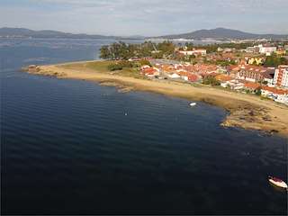 Fechas, información, programa, cartel, imágenes, mapa y ubicación de Playa do Fuciño do Porco  en  Vilanova de Arousa