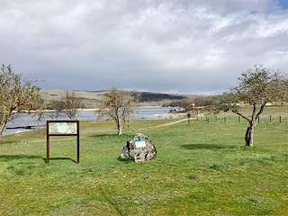 Fechas, información, programa, cartel, imágenes, mapa y ubicación de Playa Fluvial de O Coiñedo  en  Veiga