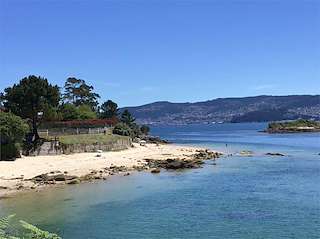 Fechas, información, programa, cartel, imágenes, mapa y ubicación de Playa Os Alemáns  en  Cangas de Morrazo
