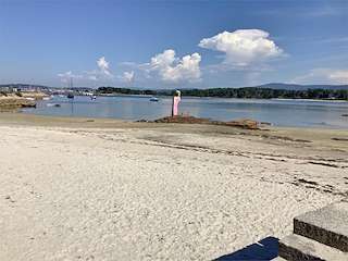 Fechas, información, programa, cartel, imágenes, mapa y ubicación de Playa Peralto  en  O Grove