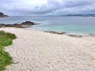 Fechas, información, programa, cartel, imágenes, mapa y ubicación de Playa Rabáns  en  Cangas de Morrazo