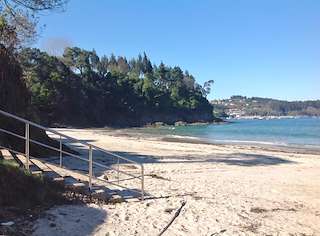 Fechas, información, programa, cartel, imágenes, mapa y ubicación de Playa San Pedro  en  Sada