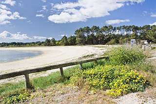 Fechas, información, programa, cartel, imágenes, mapa y ubicación de Playa Xastelas  en  A Illa de Arousa
