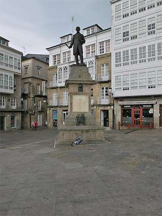 Fechas, información, programa, cartel, imágenes, mapa y ubicación de Plaza Mayor de Viveiro