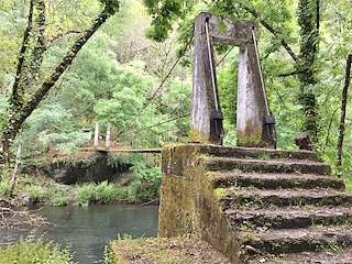 Fechas, información, programa, cartel, imágenes, mapa y ubicación de Puente Colgante sobre el Río Eo  en  A Ribeira de Piquín