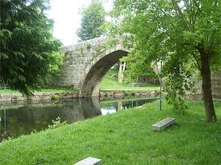 Fechas, información, programa, cartel, imágenes, mapa y ubicación de Puente de Arnuide  en  Vilar de Barrio