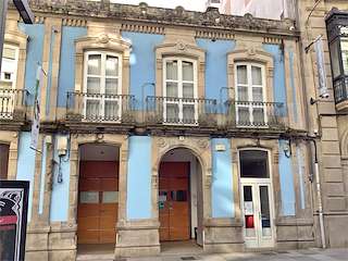 Fechas, información, programa, cartel, imágenes, mapa y ubicación de Sala Antón Rivas Briones  en  Vilagarcía de Arousa