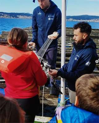 Fechas, información, programa, cartel, imágenes, mapa y ubicación de Turismo Marinero Bluscus  en  Vigo