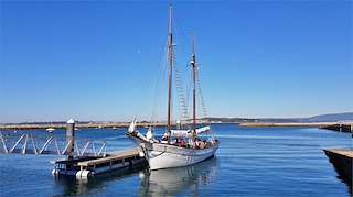 Fechas, información, programa, cartel, imágenes, mapa y ubicación de Velero Manuyael  en  Vilanova de Arousa