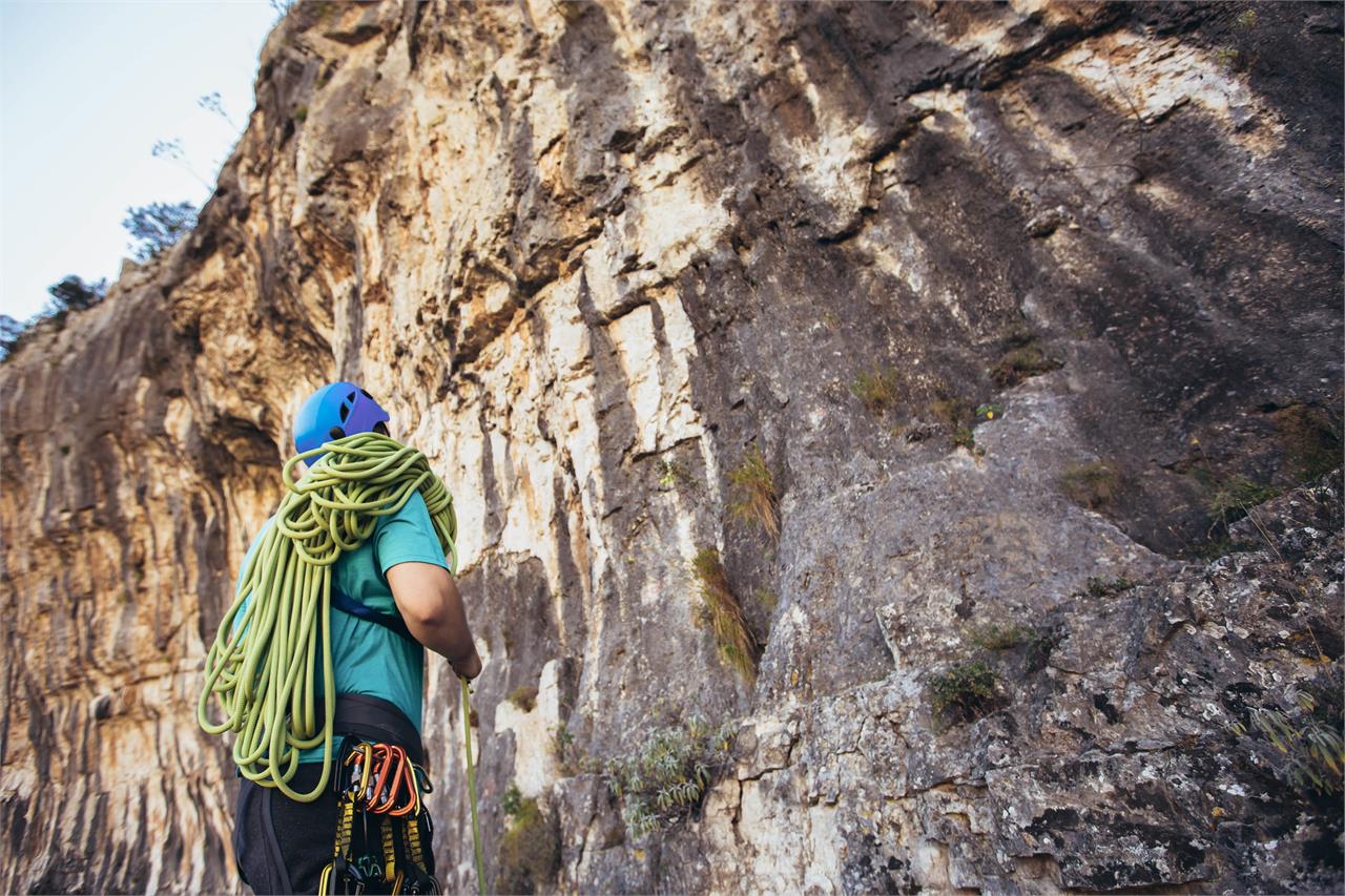 8 actividades imprescindibles de turismo activo y deporte de aventura - Imagen 2