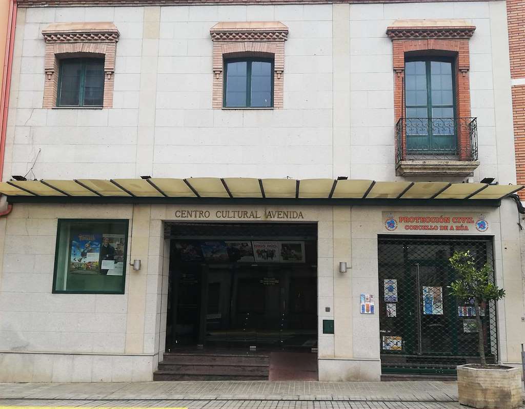 Centro Cultural Avenida en A Rúa - Imagen 1