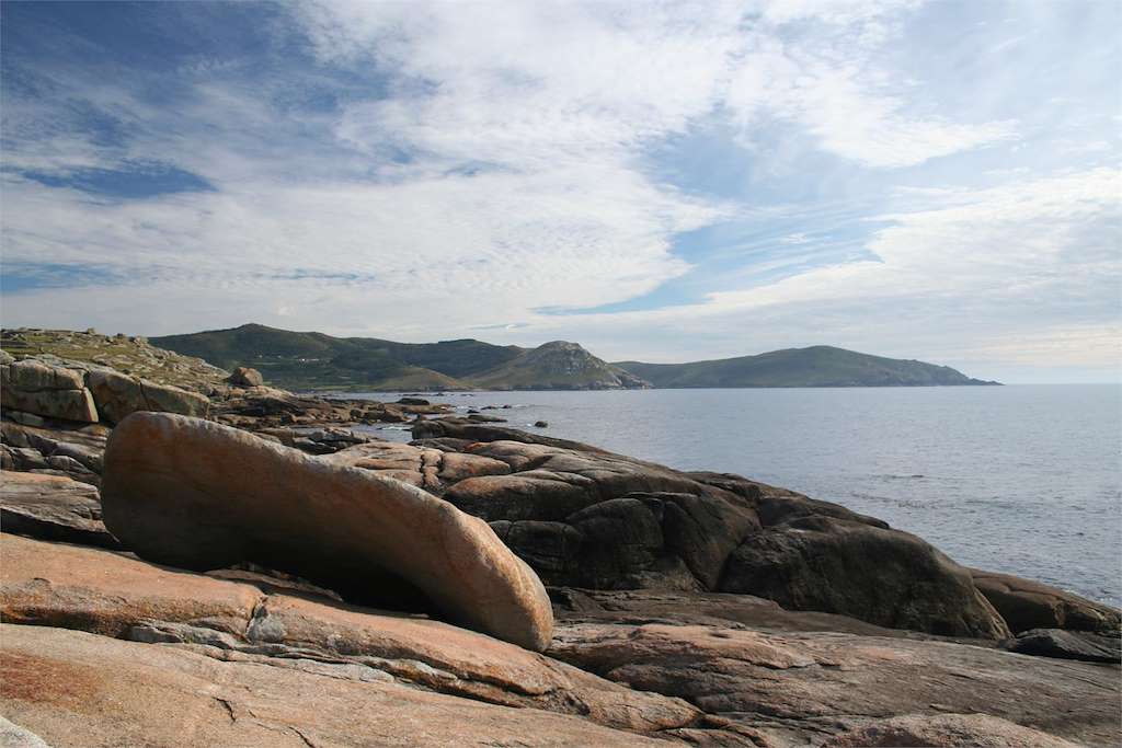A Pedra de Abalar e A Pedra dos Cadrís en Muxía