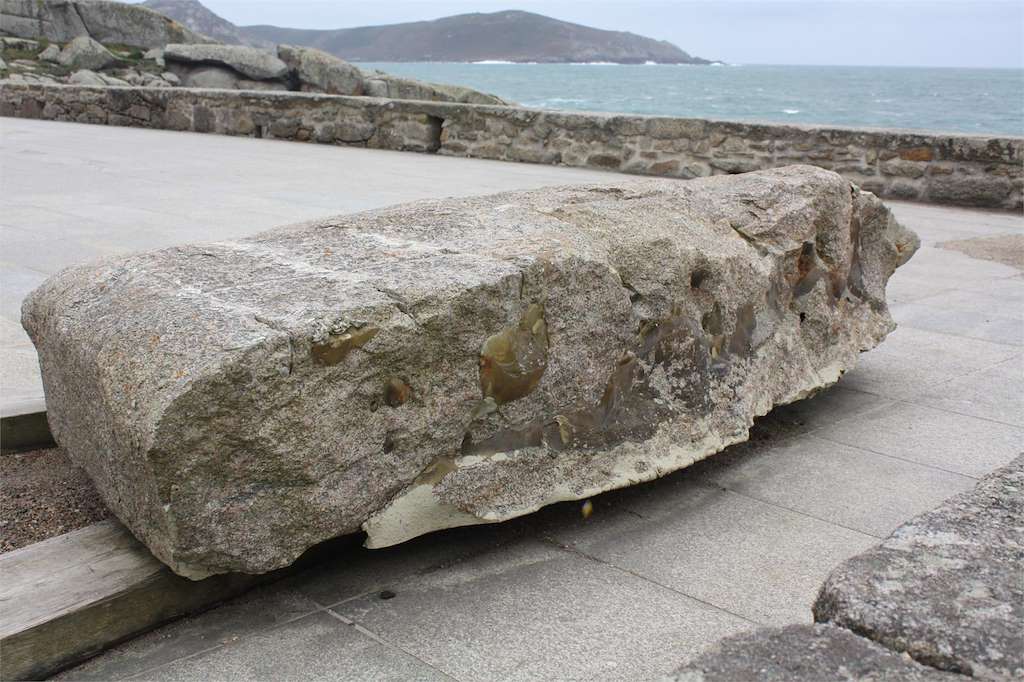 A Pedra de Abalar e A Pedra dos Cadrís en Muxía