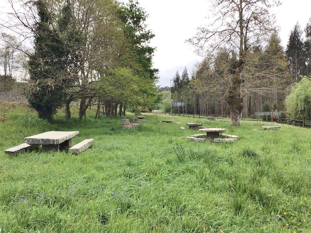 Área Recreativa de Carral en Begonte